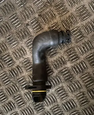Jaguar F-Pace Fuel line pipe