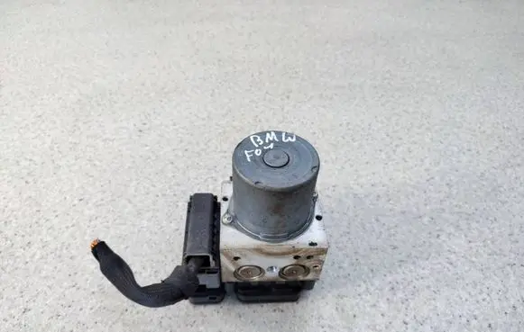 BMW 7 F01 F02 F03 F04 ABS Pump 6865860
