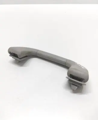 Mercedes-Benz E W212 Front interior roof grab handle A204100051