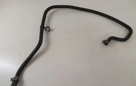 Mercedes-Benz Vito Viano W639 Engine coolant pipe/hose