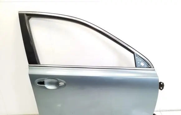 Subaru Outback Front door