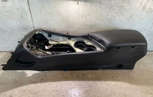 Dodge Challenger Glove box central console 