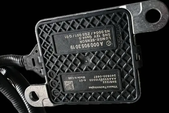 Mercedes-Benz E W213 Lambda probe sensor A0009053019 2408300657 A9329210000