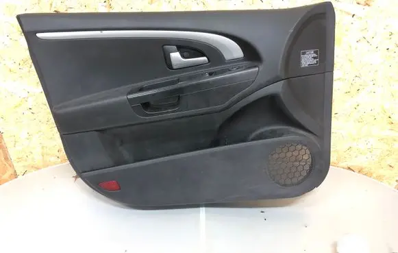 KIA Ceed Front door card panel trim 823101H000