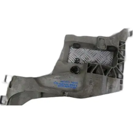 Jaguar F-Pace Gearbox mount HX736A026DE