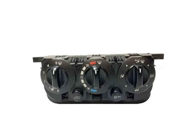 Mercedes-Benz A W168 Climate control unit 1688302185