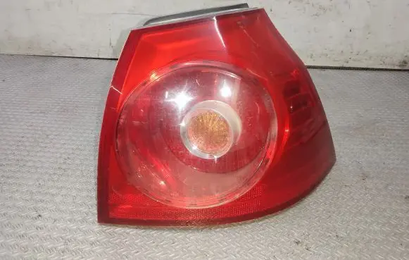 Volkswagen Golf V Rear/tail lights 61101410