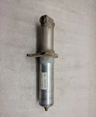 Audi A8 S8 D2 4D Rear bumper shock impact absorber/damper 4D0807357A