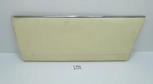 Mercedes-Benz E W124 Rear door trim (molding) 1246901740