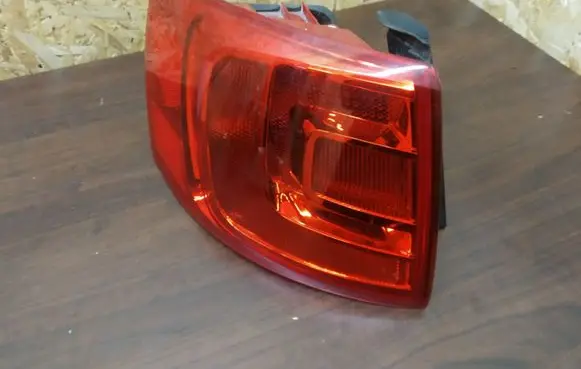 Volkswagen Jetta VI Rear/tail lights
