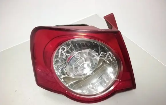 Volkswagen PASSAT B6 Rear/tail lights 3C5945095C