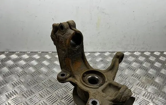Ford Mondeo MK IV Front wheel hub 6G913K170A 6G913K170
