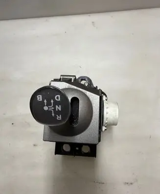 Toyota Prius (NHW20) Gear shifter/selector PA66GF33
