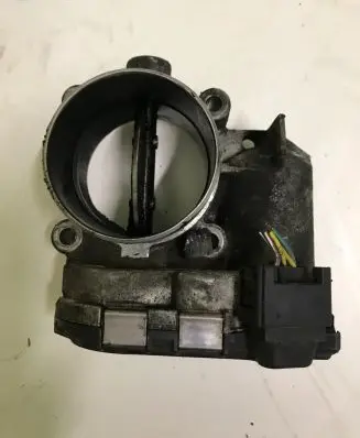 Volvo S80 Throttle valve 8692720