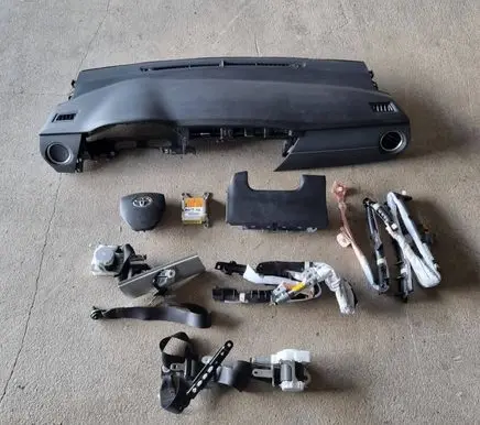 Toyota Auris E180 Airbag set with panel 5540102900C0