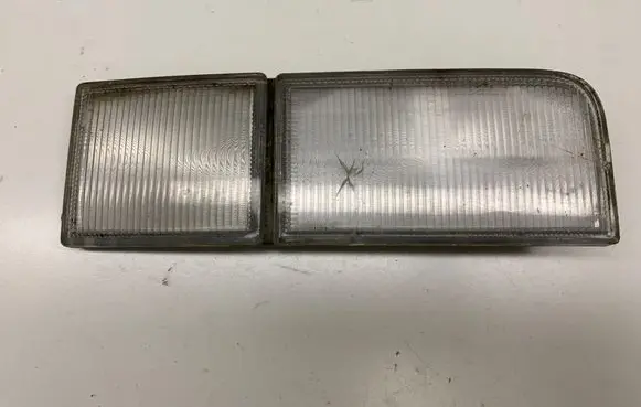 Volkswagen Golf III Front reflector 084411613LF