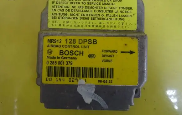 Mitsubishi Space Star Airbag control unit/module MR912128 0285001379