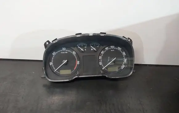 Skoda Octavia Mk1 (1U) Speedometer (instrument cluster) 1U0920811F