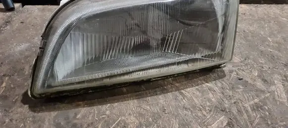 Volvo S40, V40 Headlight/headlamp 14556100