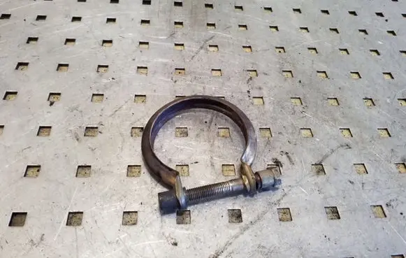 Peugeot 307 Muffler pipe connector clamp 