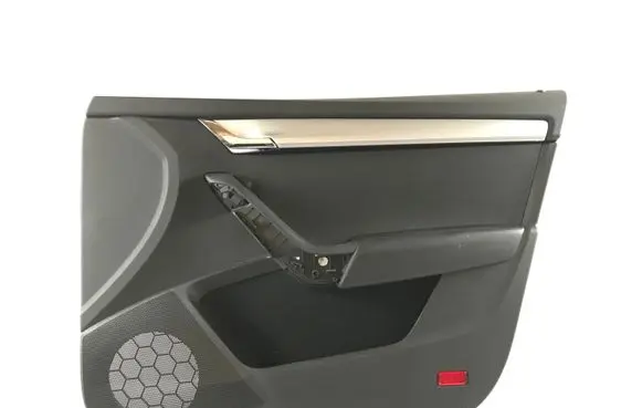 Skoda Octavia Mk3 (5E) Front door card panel trim 5E2867014A 5E0837974 5E0867176