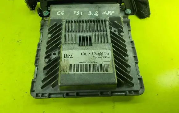 Audi A6 S6 C6 4F Engine control unit/module 4F1910559N 4F1907559 48420488