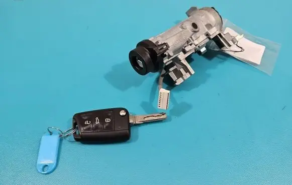 Seat Leon (5F) Ignition lock IMPRK1398698