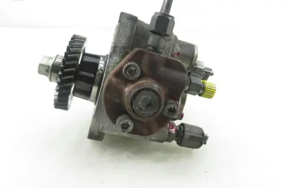 Subaru Legacy Fuel injection high pressure pump 2940000760