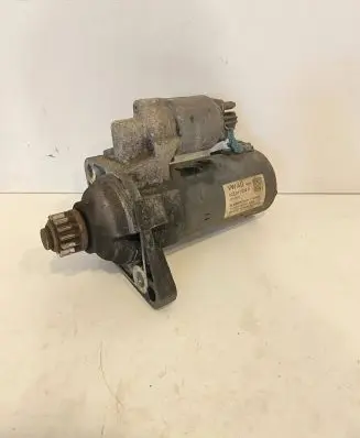Volkswagen PASSAT B7 Starter motor 02Z911024H