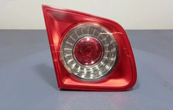 Volkswagen Jetta V Rear/tail lights 1K5945093