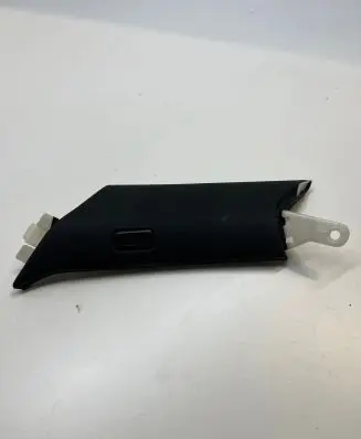 BMW X6 E71 (B) pillar trim (top) 6979850