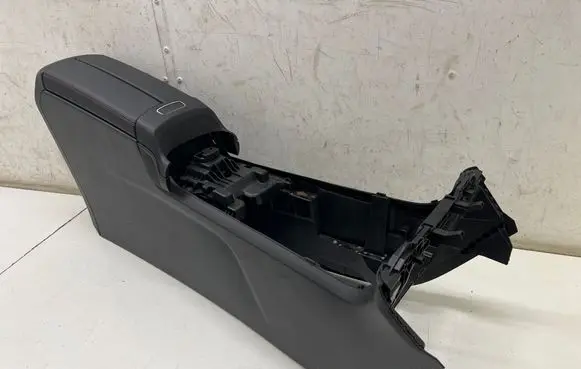Mercedes-Benz GLA H247 Armrest A2476801801