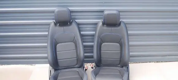 Jaguar E-Pace Interior set 