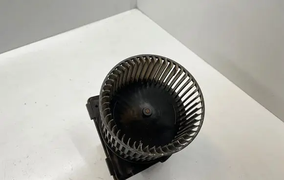 Opel Vectra B Heater fan/blower 658338Q