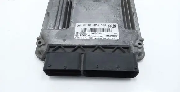 Opel Insignia A Engine control unit/module 55574903 0281016704
