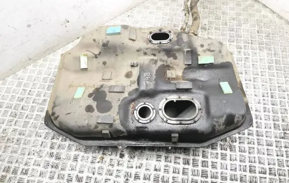 KIA Optima Fuel tank 31100D4950