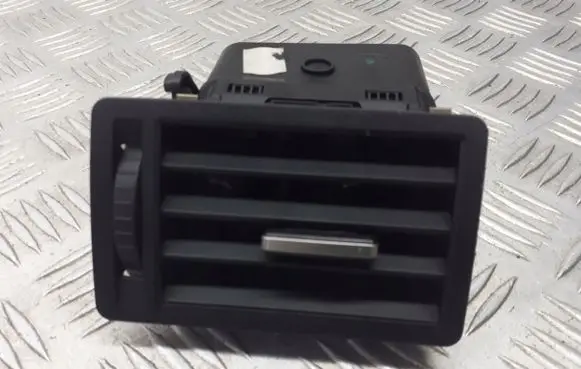 Ford C-MAX I Dashboard side air vent grill/cover trim 3M51-R018B09