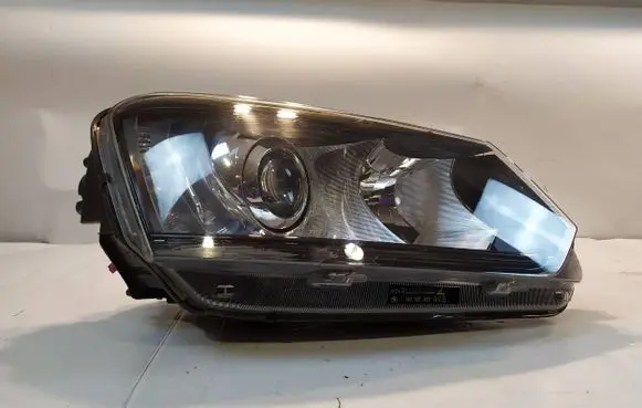 Skoda Yeti (5L) Headlight/headlamp 5L1941016C