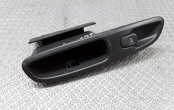 Volvo S60 Electric window control switch 9472275