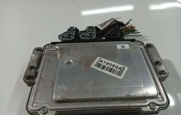 Peugeot Partner Engine control unit/module 0281013872