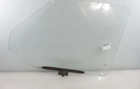 Volkswagen Transporter - Caravelle T4 Front door window glass four-door 