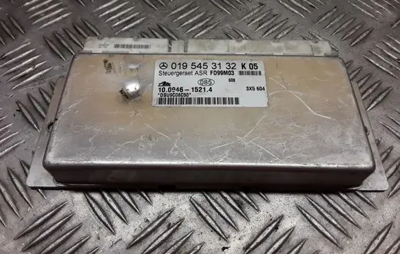 Mercedes-Benz C W202 ABS control unit/module 0195453132 10094615214 FD99M03