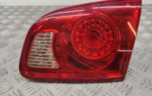 Hyundai Santa Fe Tailgate rear/tail lights 924062B000