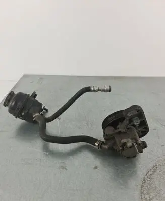 BMW X1 E84 Power steering pump 7810898 6850283