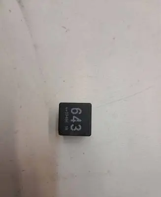 Volkswagen Caddy Other relay 8K0951253 V23136B6X2 PA66CF25