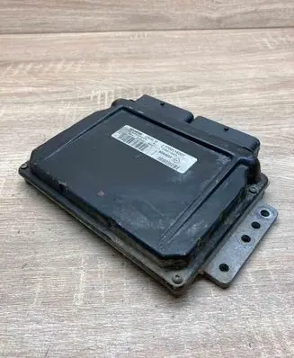 Renault Clio II Engine control unit/module ECU 7700115207 S110030104 7700110471