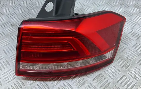 Volkswagen PASSAT B8 Rear/tail lights 3G9945096B