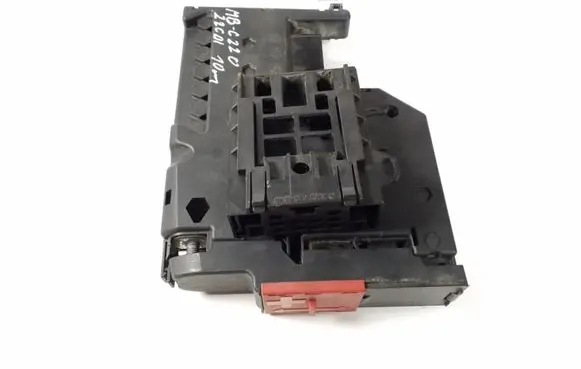 Mercedes-Benz C W204 Fuse box set A2075400340