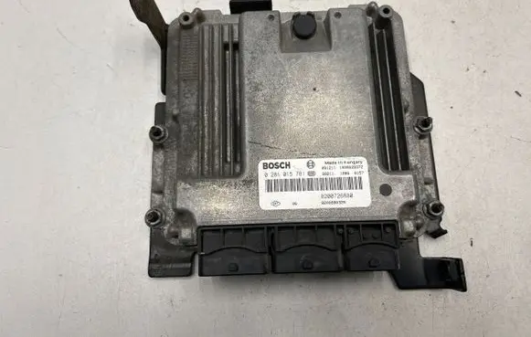 Renault Laguna III Engine control unit/module 8200980329 8200726880 0281015781