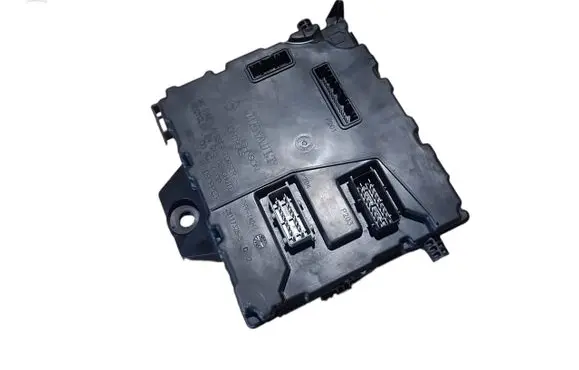 Renault Kangoo II Comfort/convenience module 8201077405 0020252101 00359847